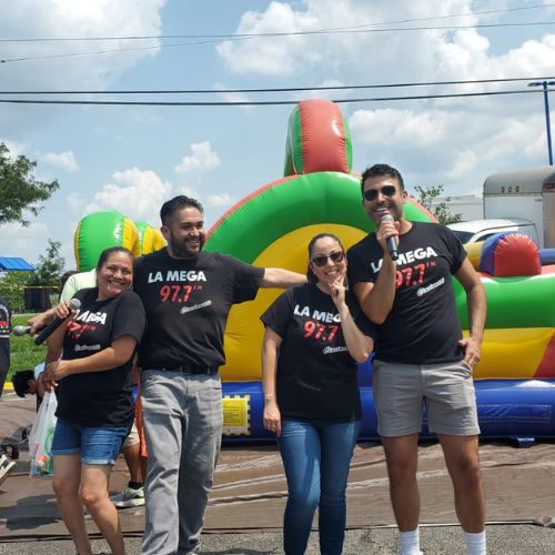 La Mega 977 hosts in a Back To School Event 2024